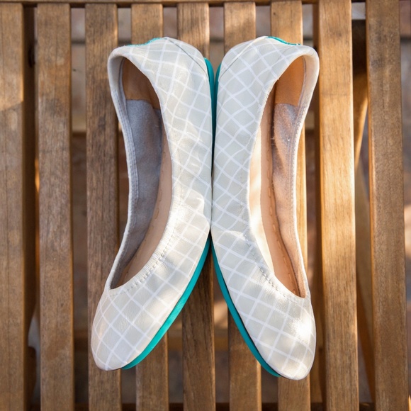 NIB Hand-Painted Custom Bridal Tieks Size 8 SOLD - Picture 8 of 8